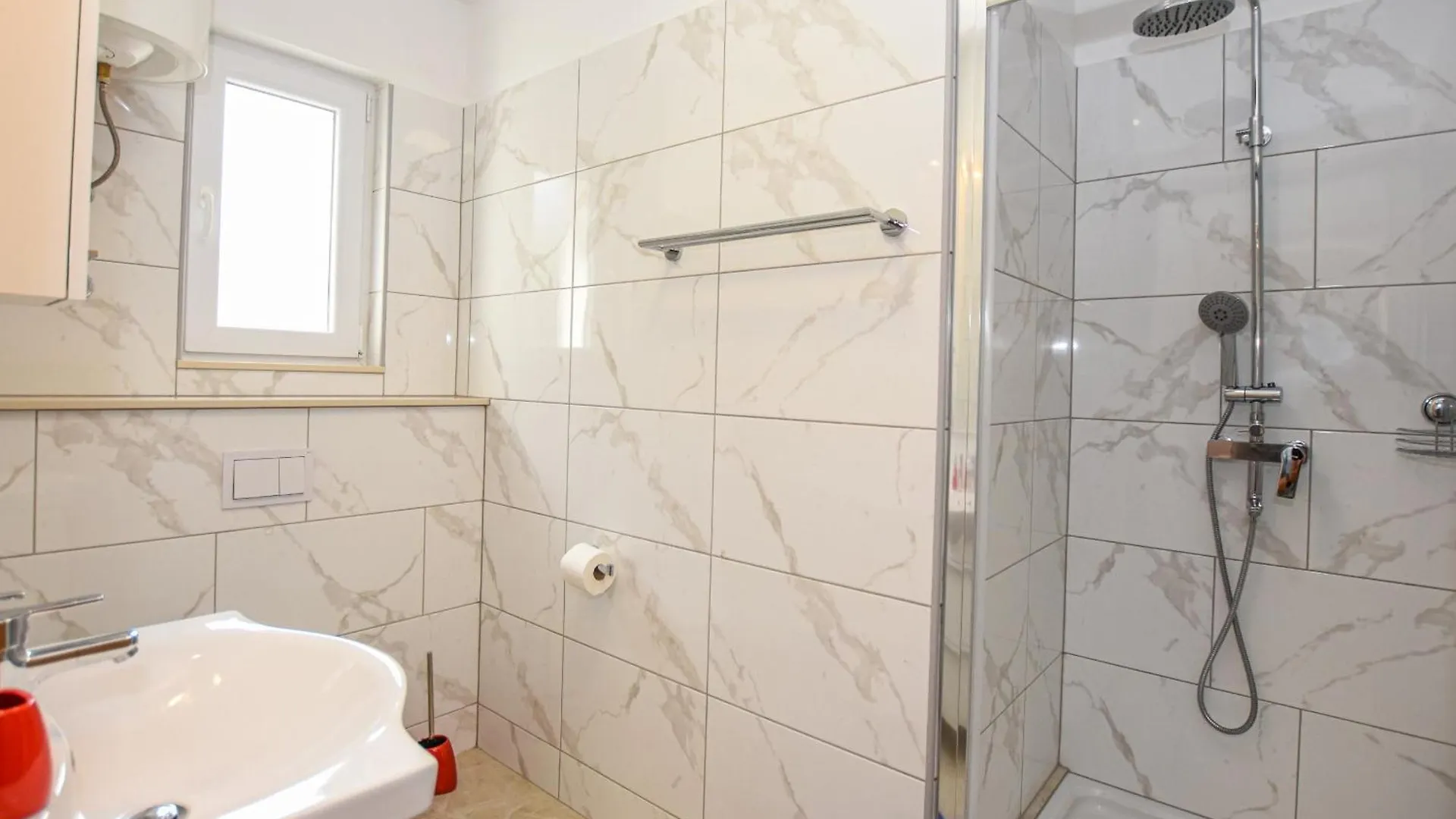Apartments Neve - 50 M From Beach Mandre Croatia