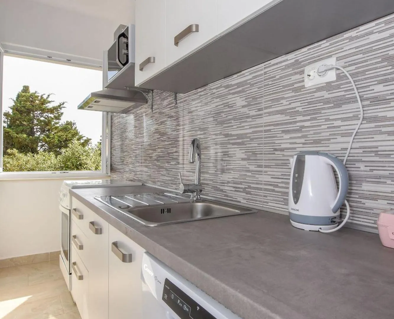 Apartments Neve - 50 M From Beach Mandre