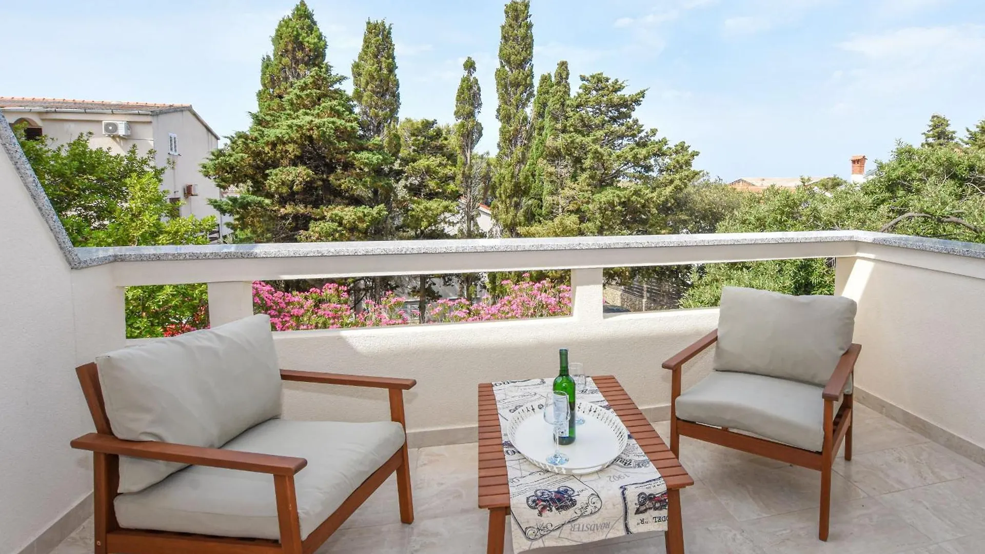 Apartments Neve - 50 M From Beach Mandre